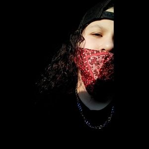 Meet your Posher, Desiree